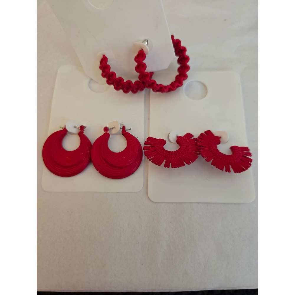 Festival Red Hoop Earring Set 3 Pairs Textured Scalloped Fringe Crescent NWT